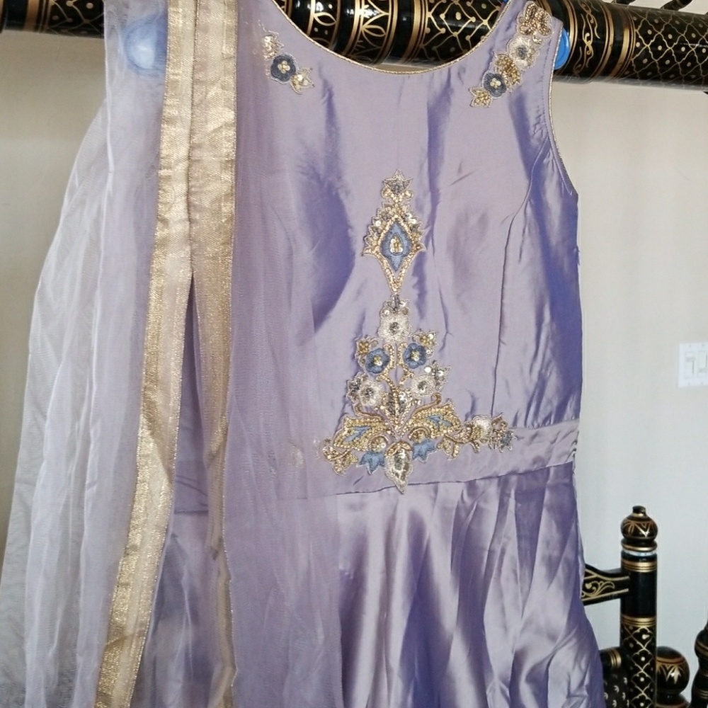 Anarkali Indian dress - Picture 3 of 3